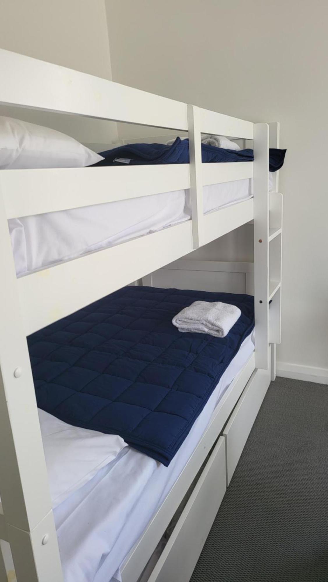 Husky 19 Beautifully Appointed Apartments - Great Location - In The Heart Of Husky Huskisson Eksteriør billede